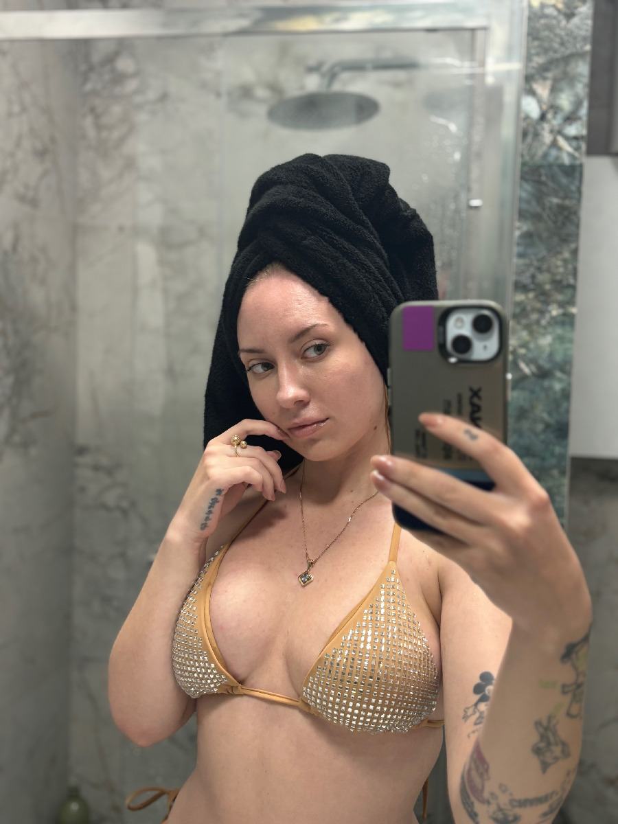 Nude girl KateV in Mosul