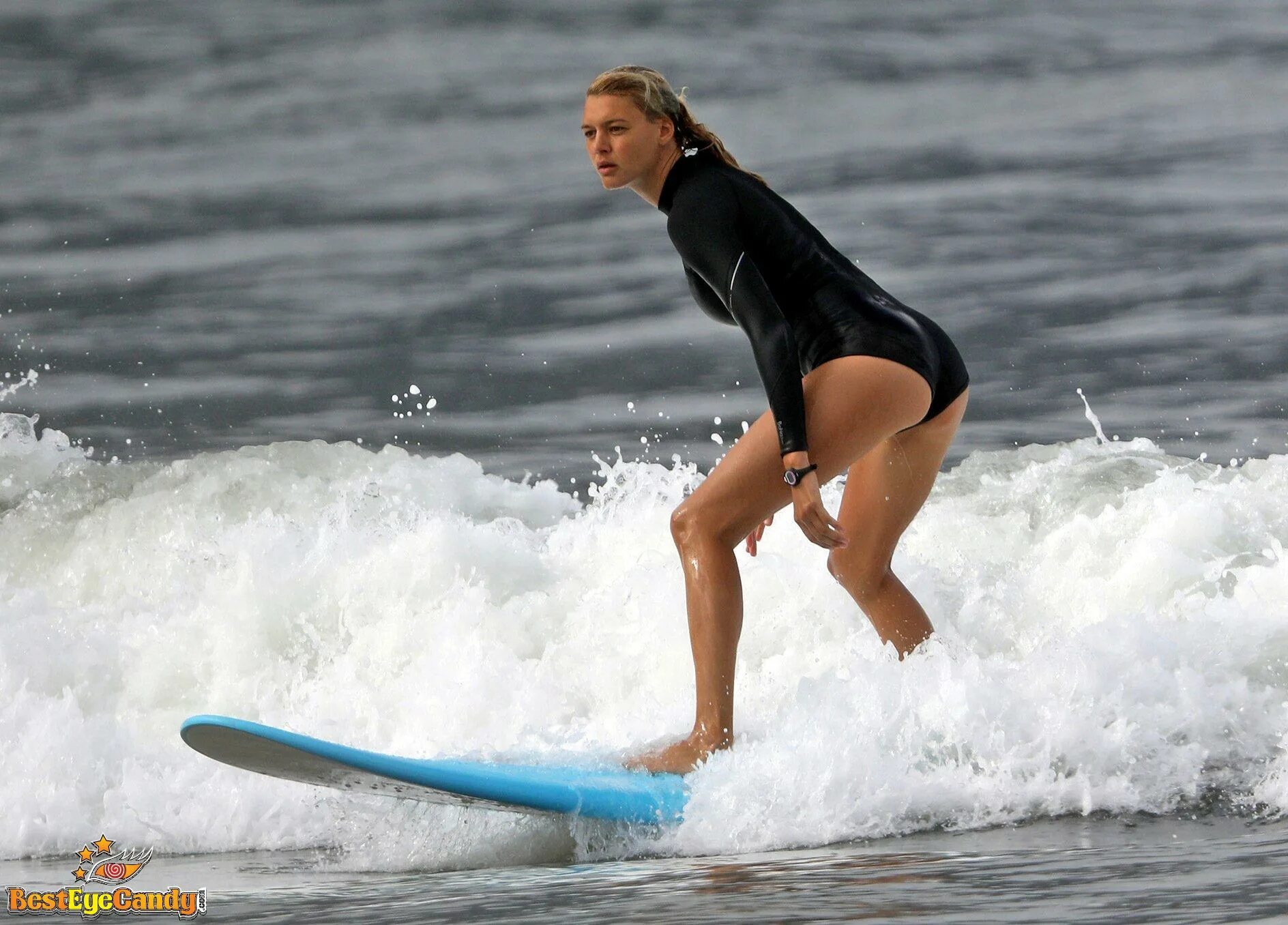 Kelly Rohrbach underwear in Mosul
