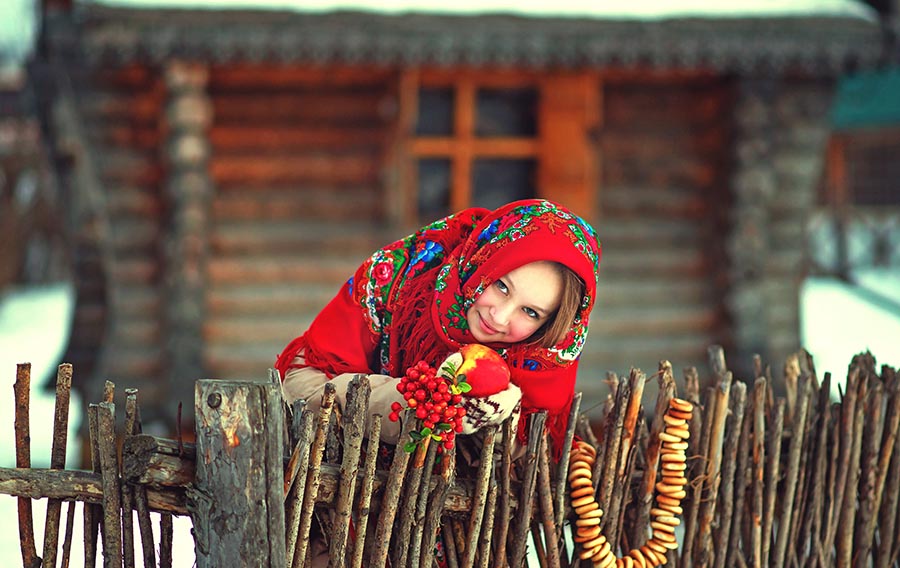 Sexy girl Women in Slavic costumes in Mosul