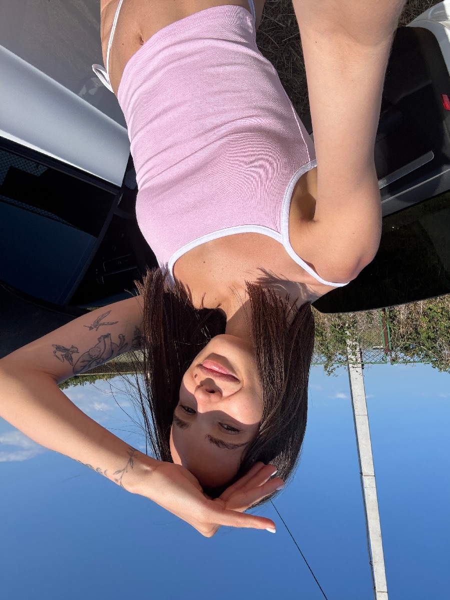 Sexy model Tina in Mosul